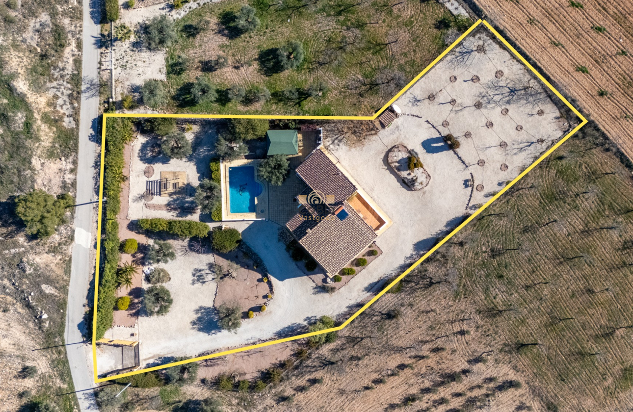 Herverkoop - Finca Country Property - La Zarza