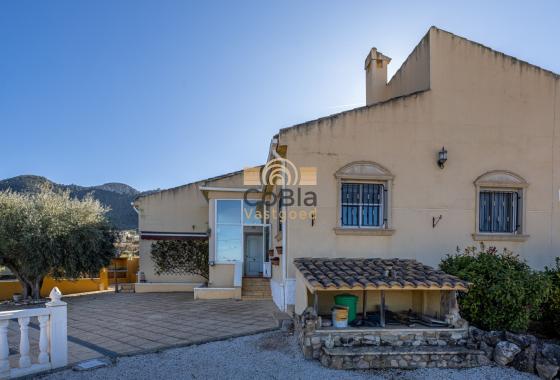 Herverkoop - Finca Country Property - La Zarza