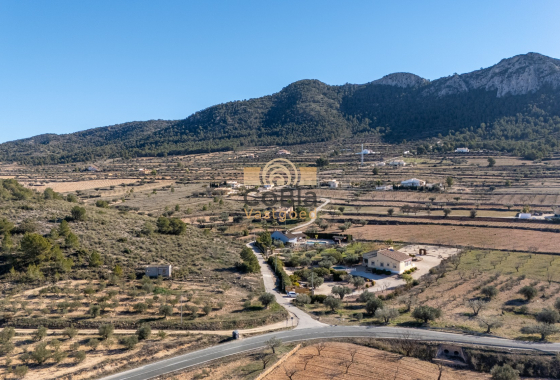 Herverkoop - Finca Country Property - La Zarza