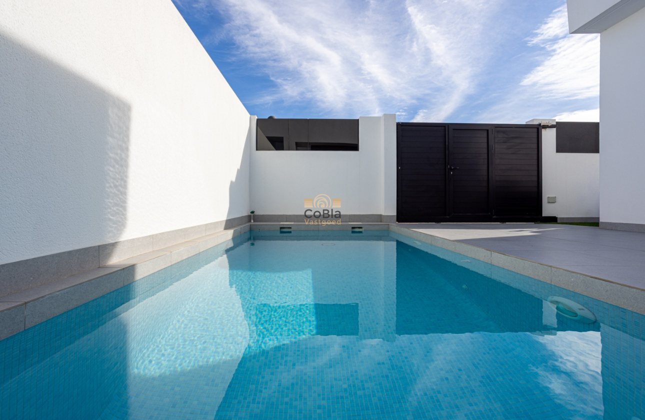 Herverkoop - Detached Villa - Torre Pacheco - Roldán