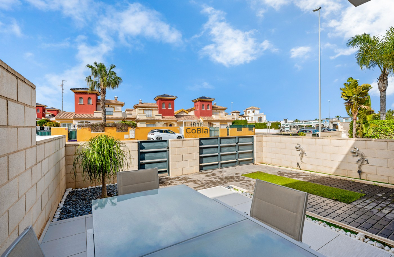 Resale - Apartments - Orihuela Costa - Las Filipinas