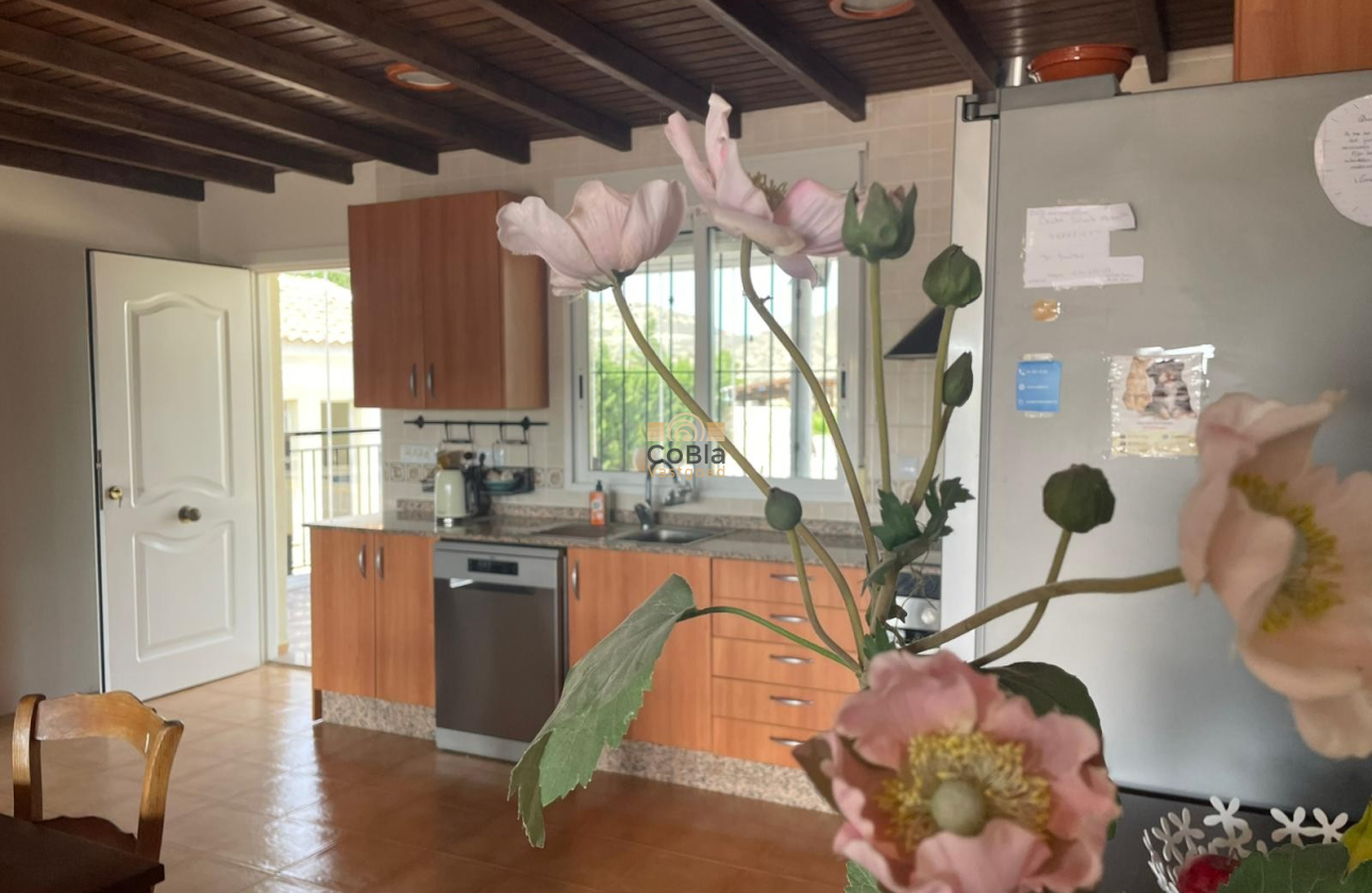 Resale - Finca / Country Property - Abanilla