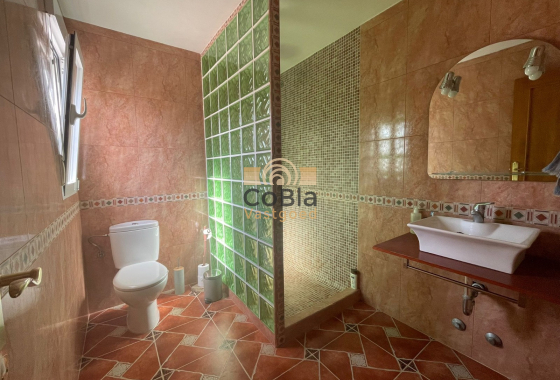 Resale - Finca / Country Property - Abanilla