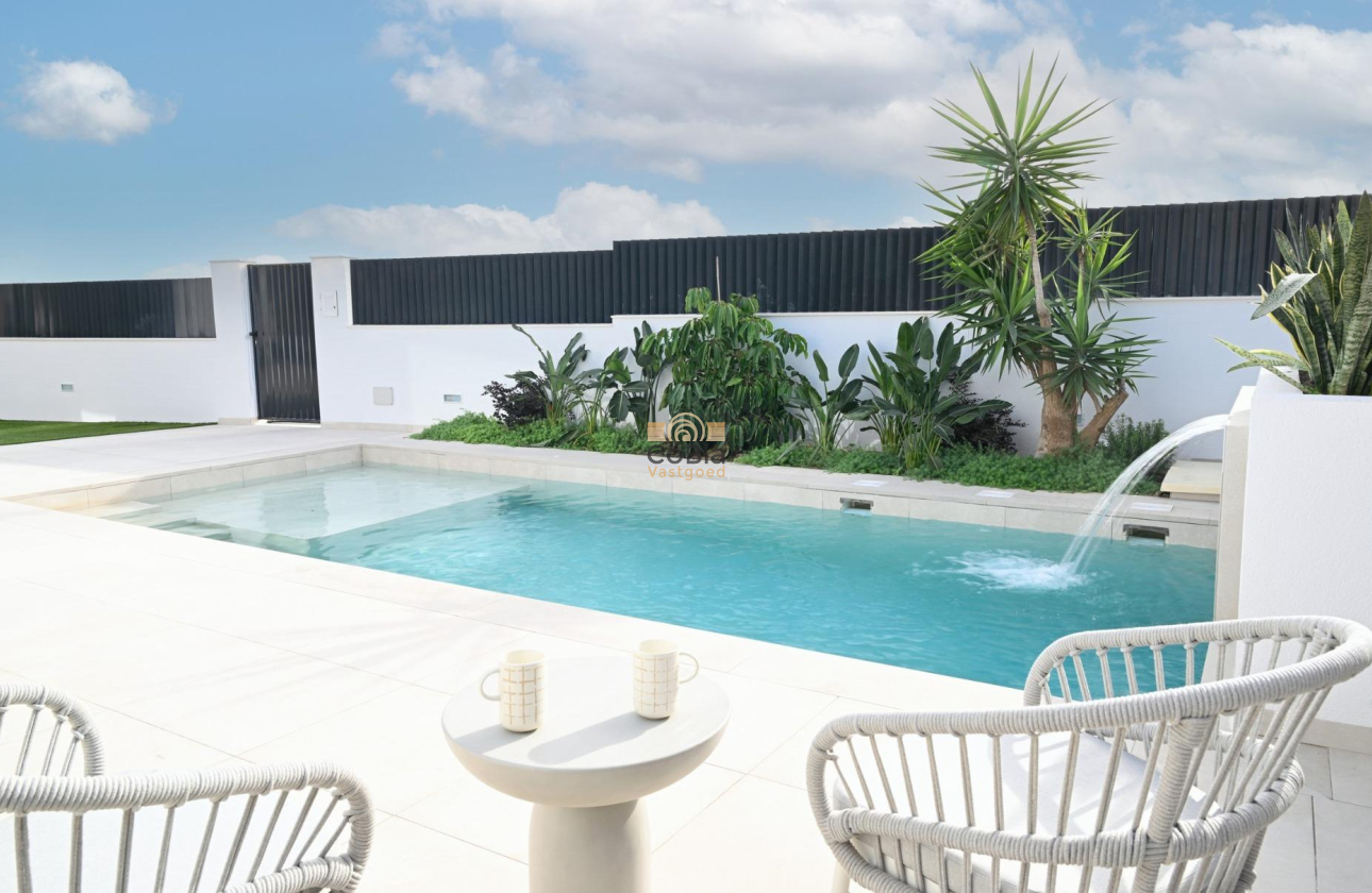 Neue Gebäude - Villa - Banos y Mendigo - Altaona Golf And Country Village