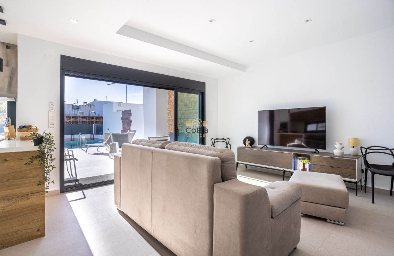 Revente - Detached Villa - Dolores