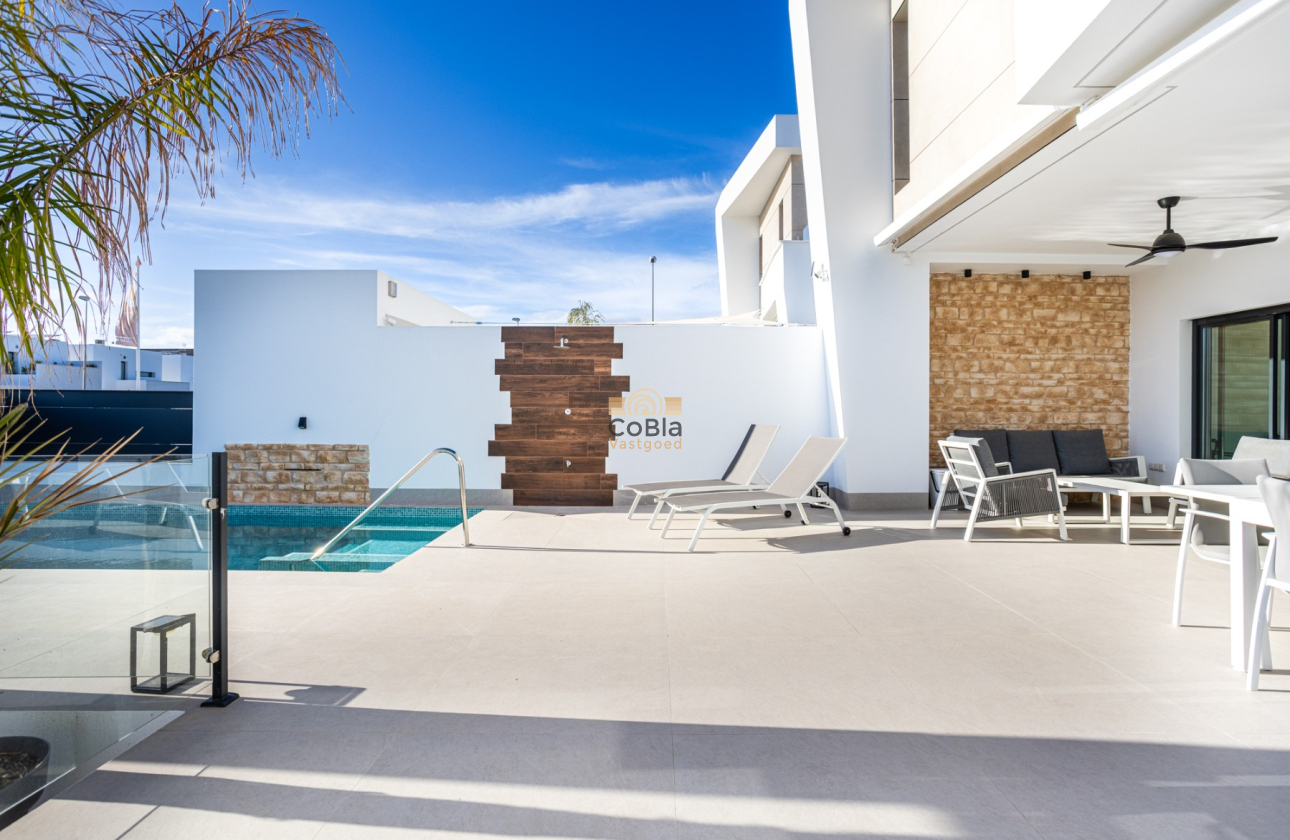 Revente - Detached Villa - Dolores