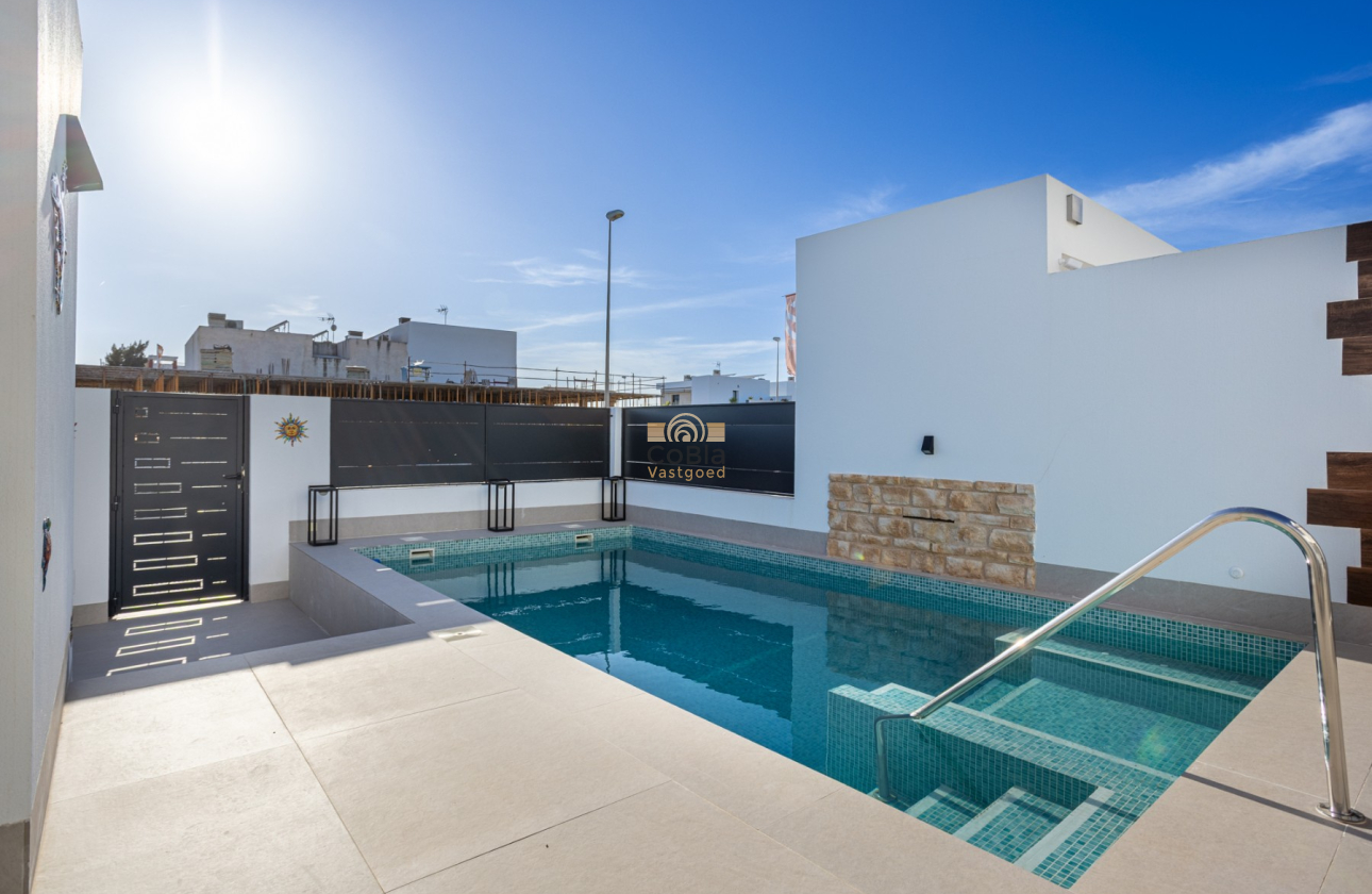 Revente - Detached Villa - Dolores