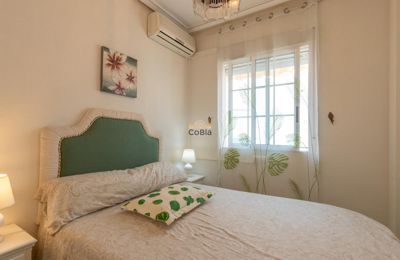 Herverkoop - Apartment - Top Floor Apartment - Torrevieja - Nueva Torrevieja