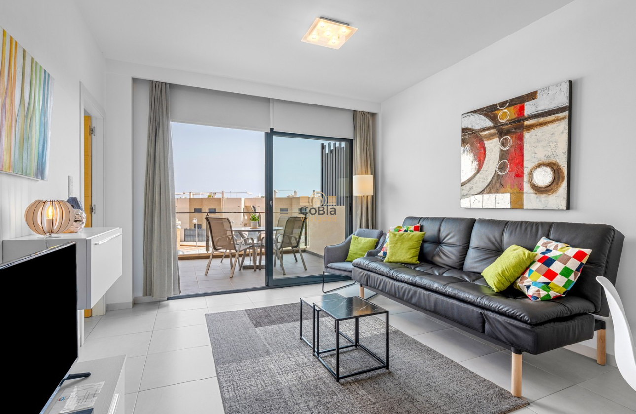 Resale - Apartments - Orihuela Costa - La Zenia