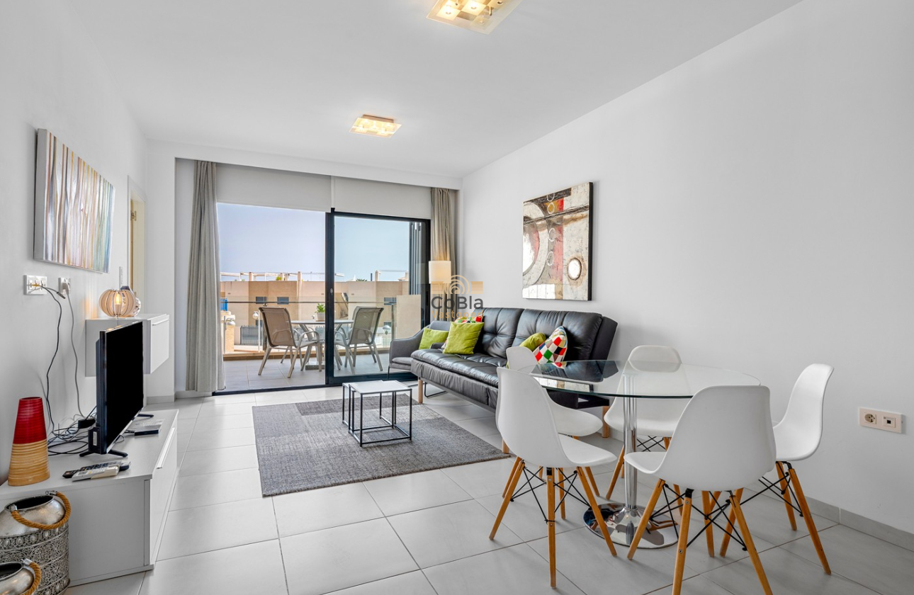 Resale - Apartments - Orihuela Costa - La Zenia