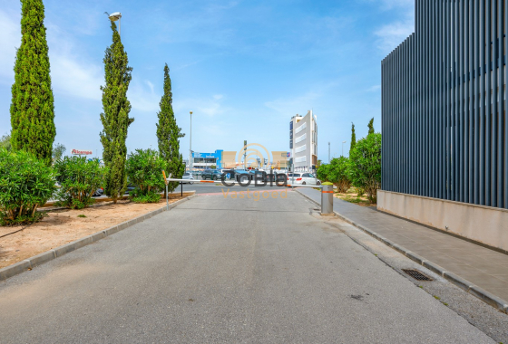 Resale - Apartments - Orihuela Costa - La Zenia