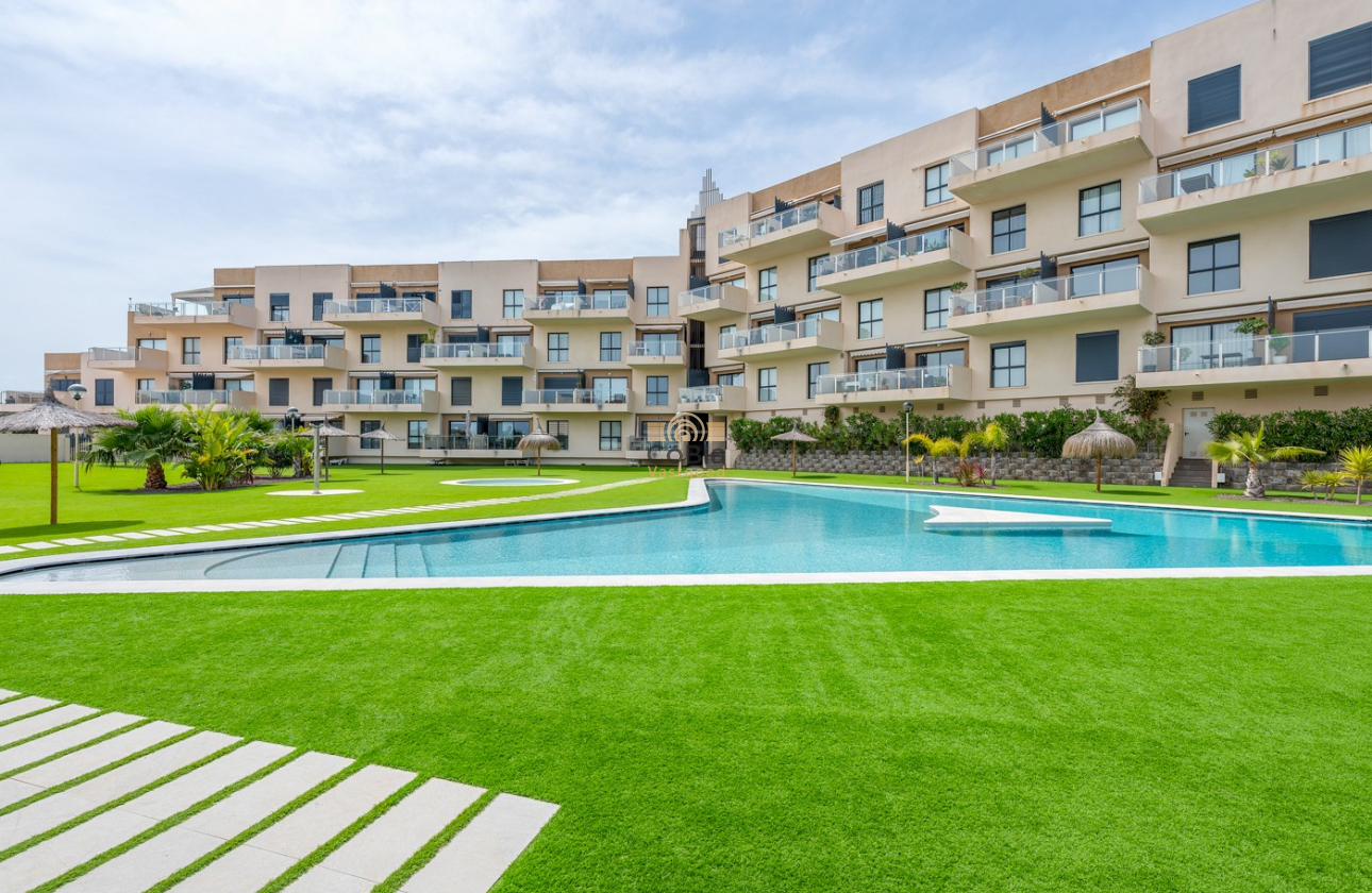 Resale - Apartments - Orihuela Costa - La Zenia