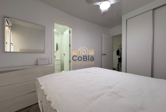 Resale - Apartments - Torrevieja - Centro