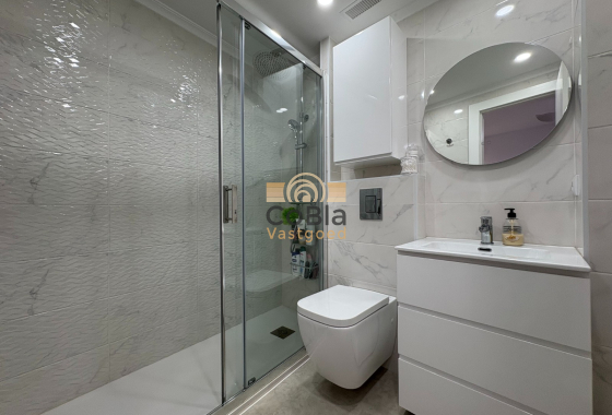 Resale - Apartments - Torrevieja - Centro