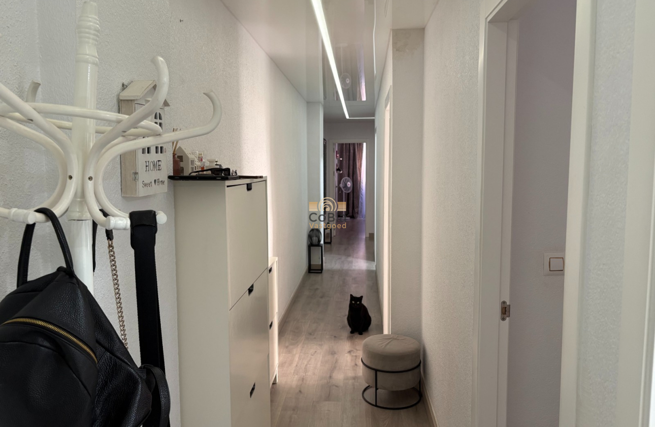 Resale - Apartments - Torrevieja - Centro