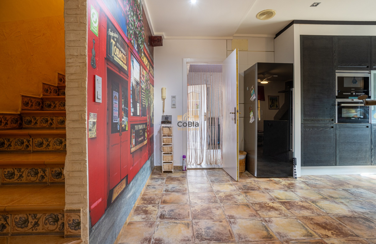 Herverkoop - Detached Villa - Elche - La Hoya