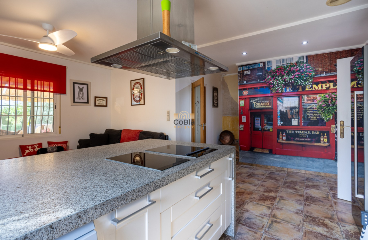 Herverkoop - Detached Villa - Elche - La Hoya