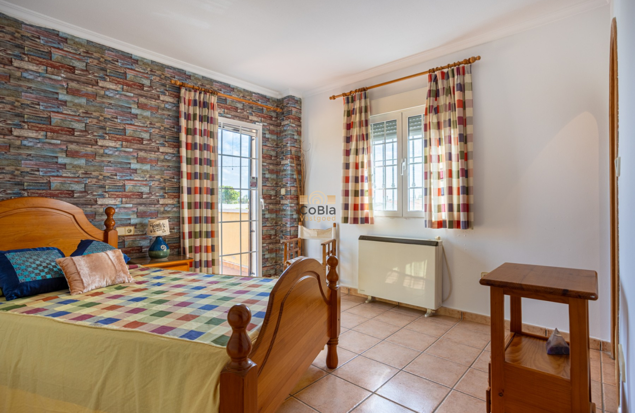 Herverkoop - Detached Villa - Elche - La Hoya