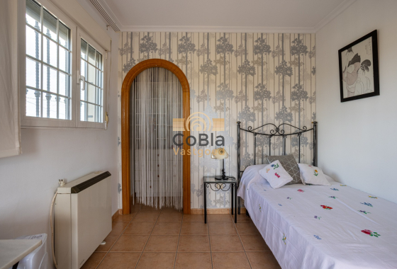 Herverkoop - Detached Villa - Elche - La Hoya