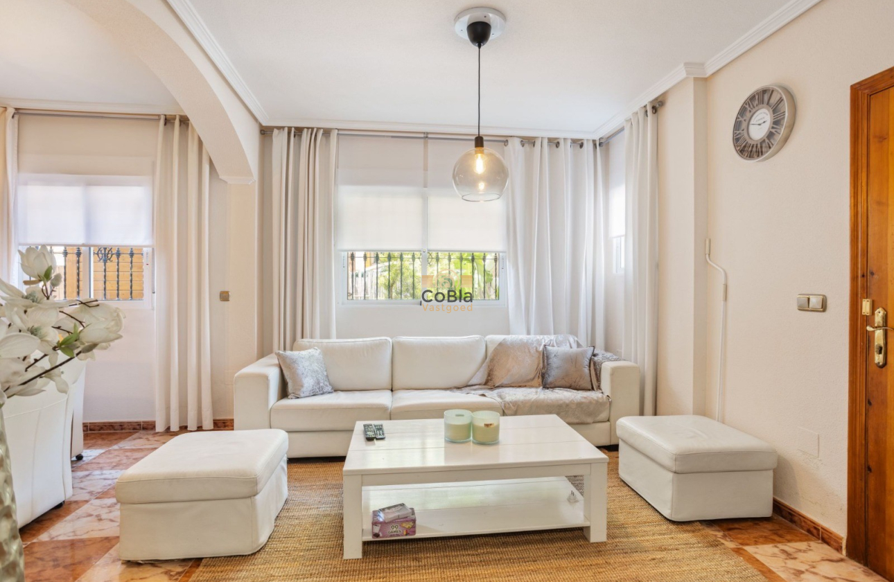 Herverkoop - Villa - Orihuela Costa - La Regia