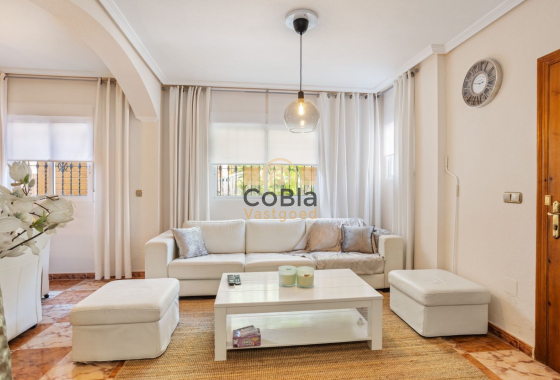 Herverkoop - Villa - Orihuela Costa - La Regia