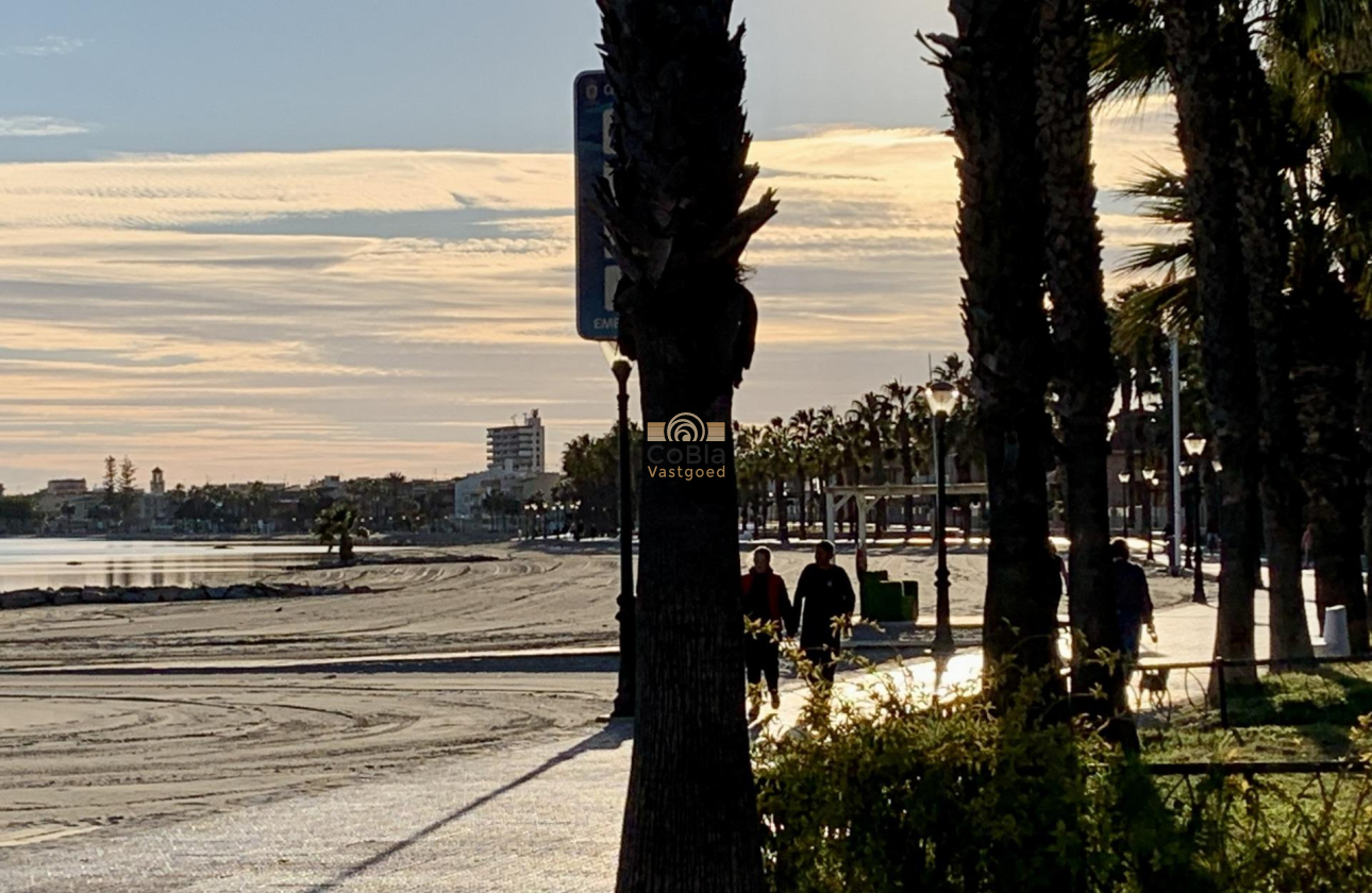 Neue Gebäude - Villa - Los Alcazares - Playa la Atascadera