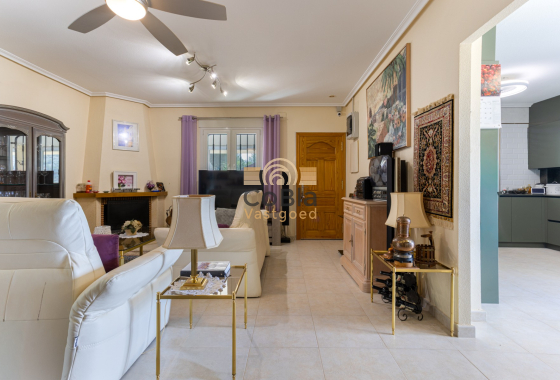 Herverkoop - Detached Villa - La Zarza