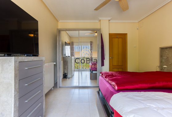 Herverkoop - Detached Villa - La Zarza