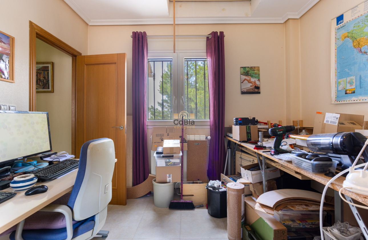 Herverkoop - Detached Villa - La Zarza