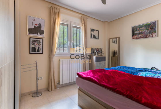 Herverkoop - Detached Villa - La Zarza