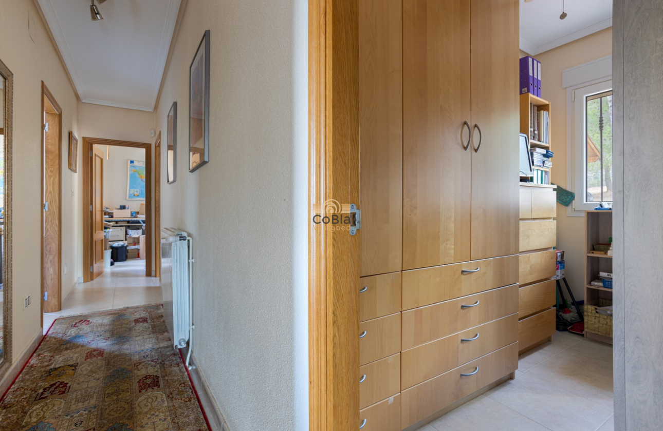 Herverkoop - Detached Villa - La Zarza