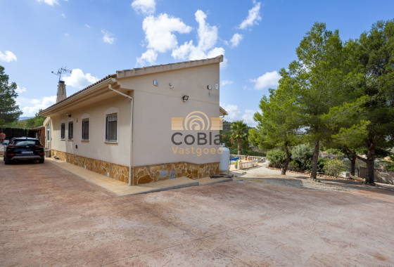 Herverkoop - Detached Villa - La Zarza