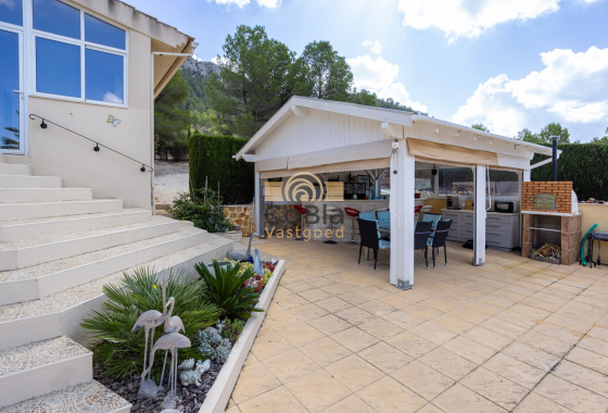 Herverkoop - Detached Villa - La Zarza