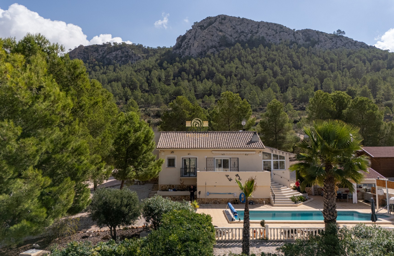Herverkoop - Detached Villa - La Zarza