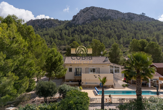 Herverkoop - Detached Villa - La Zarza