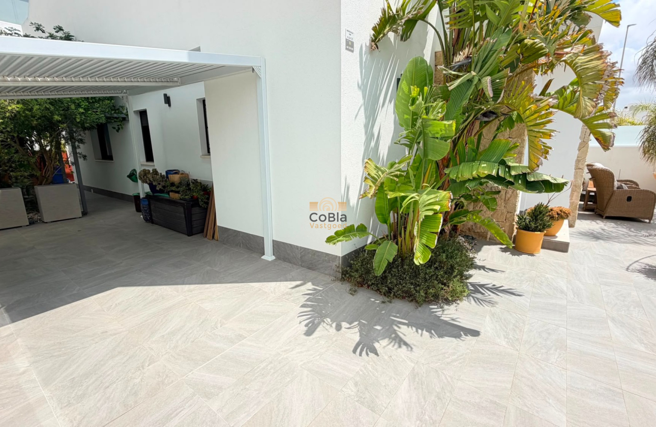 Revente - 4. House - Detached Villa - Los Montesinos - La Herrada