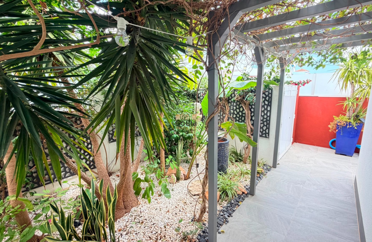 Revente - 4. House - Detached Villa - Los Montesinos - La Herrada