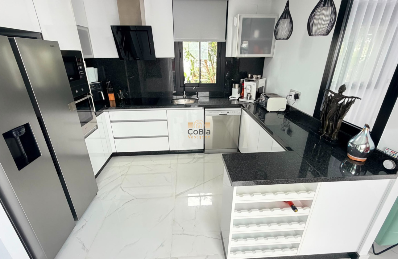 Revente - 4. House - Detached Villa - Los Montesinos - La Herrada