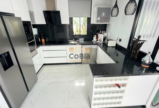 Revente - 4. House - Detached Villa - Los Montesinos - La Herrada
