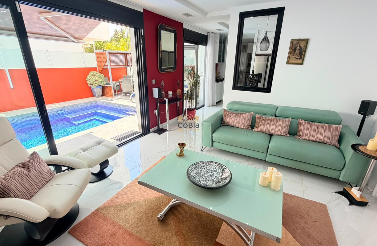Revente - 4. House - Detached Villa - Los Montesinos - La Herrada