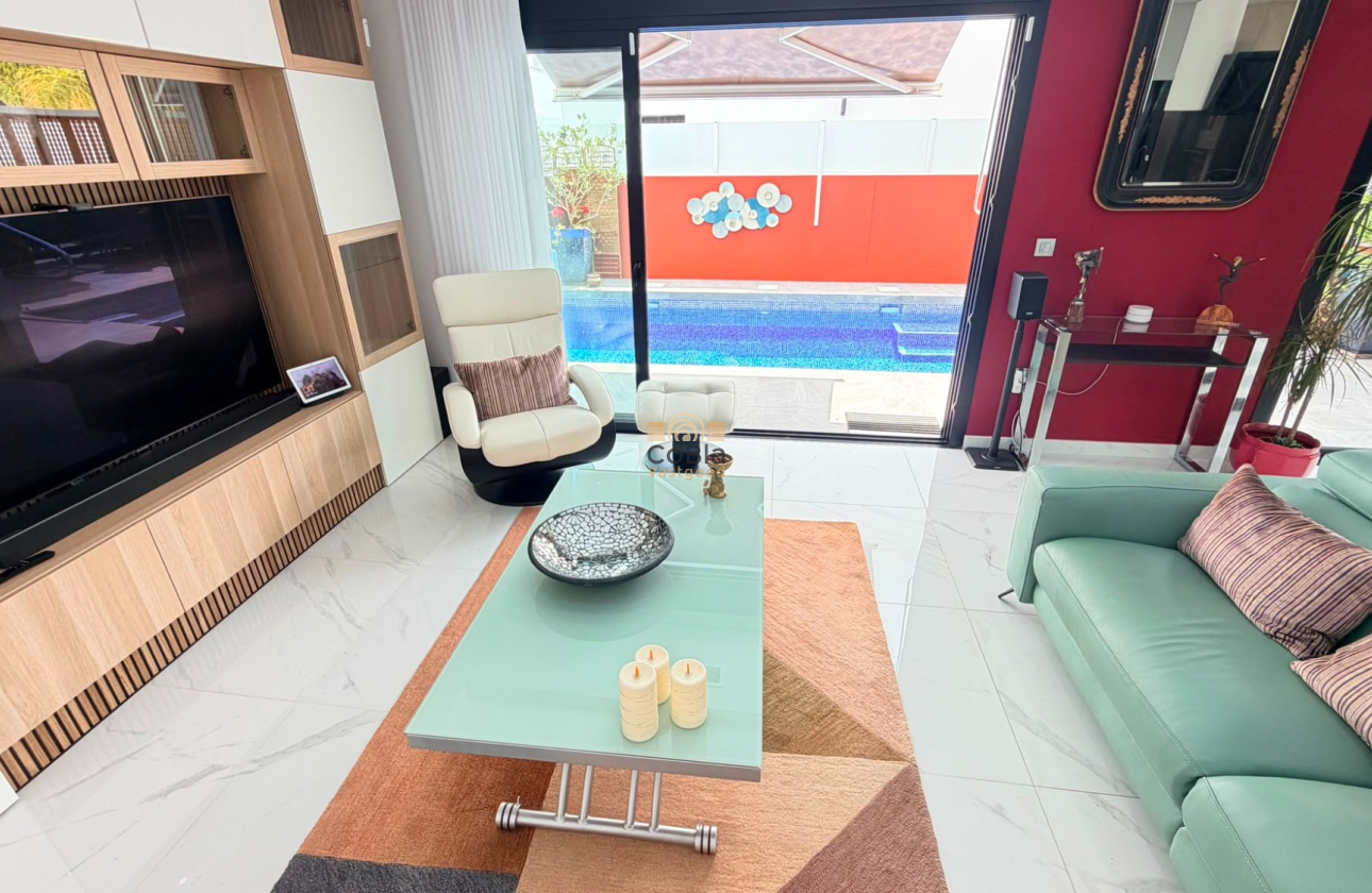 Revente - 4. House - Detached Villa - Los Montesinos - La Herrada