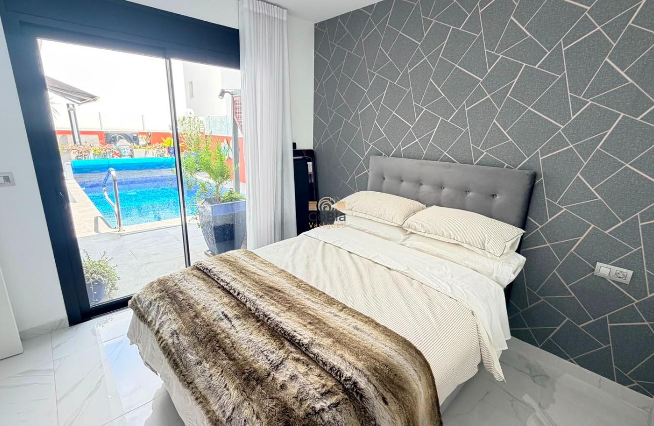Revente - 4. House - Detached Villa - Los Montesinos - La Herrada