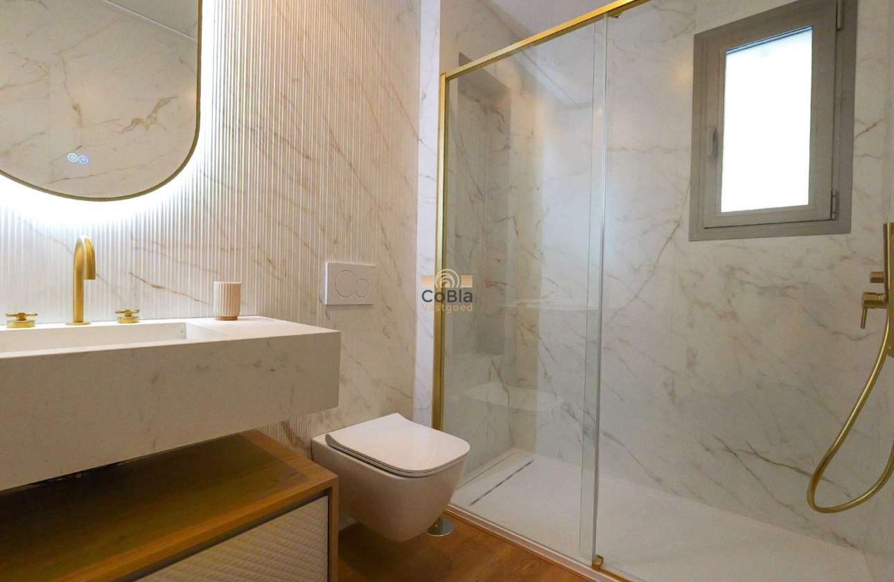 Neue Gebäude - Apartment - La Manga del Mar Menor - Veneziola