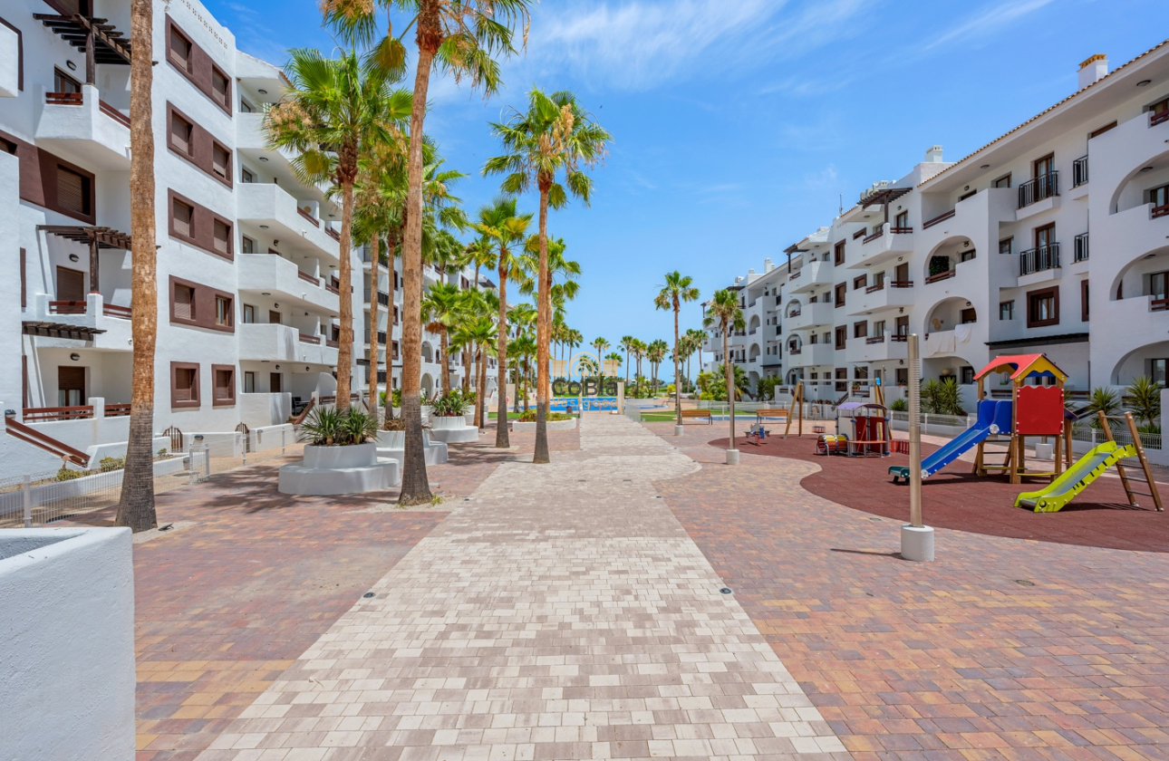Herverkoop - Apartments - Los Alcazares - Serena Golf