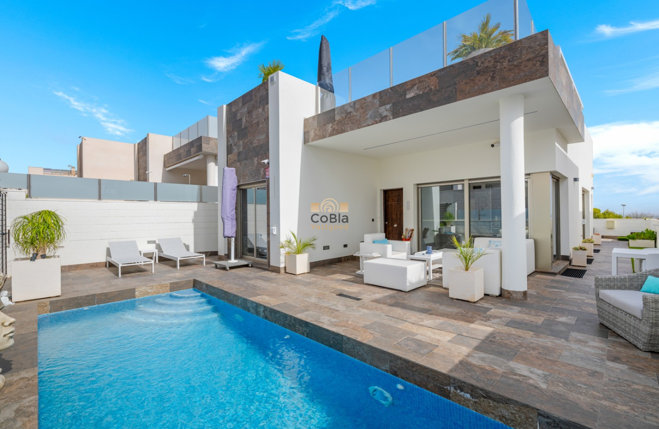 Herverkoop - Villa - Orihuela Costa - Villamartín