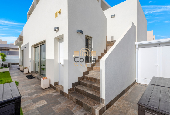 Herverkoop - Villa - Orihuela Costa - Villamartín