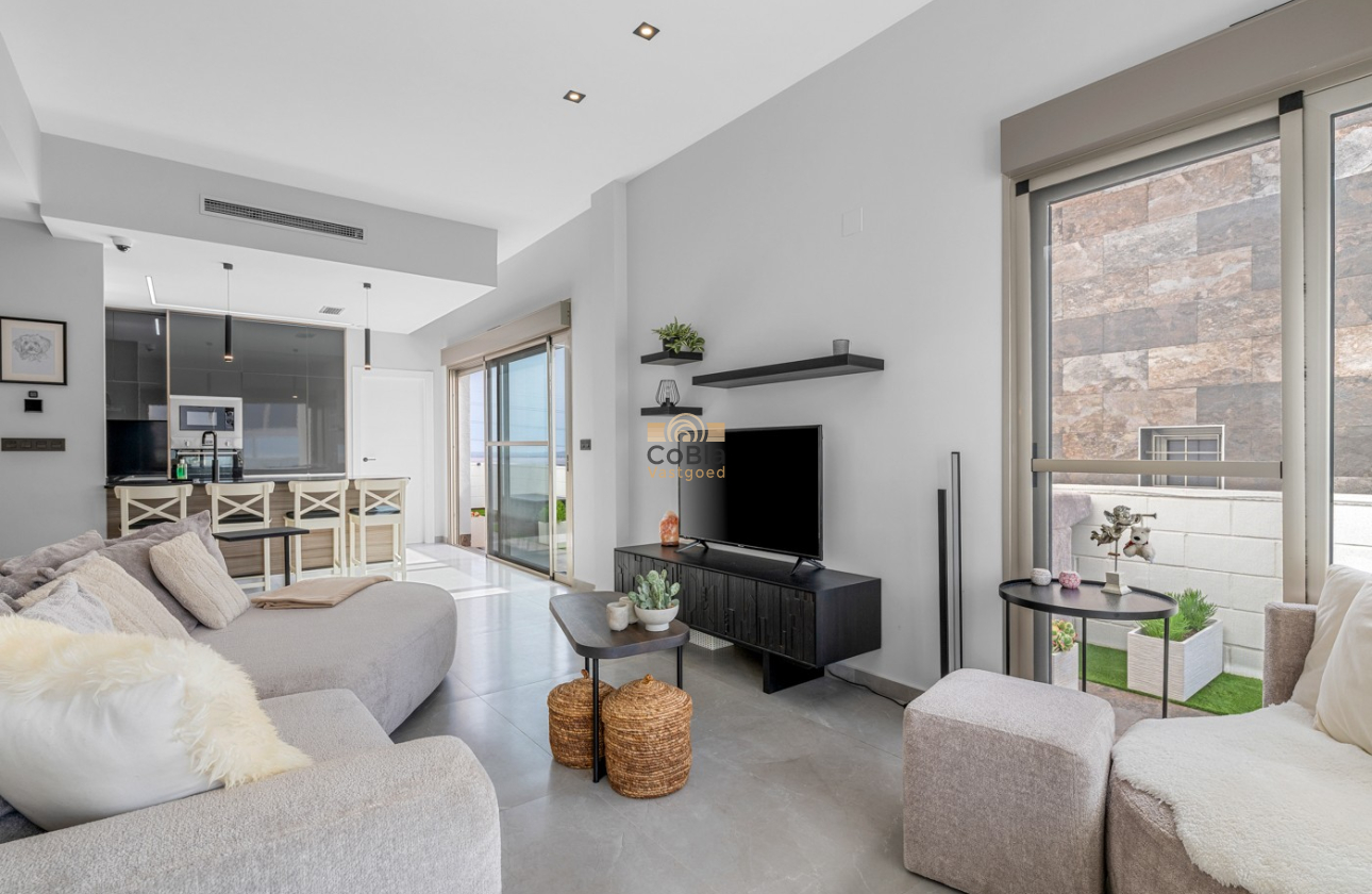 Herverkoop - Villa - Orihuela Costa - Villamartín