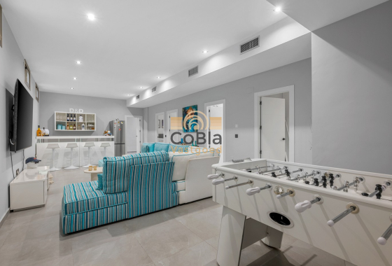 Herverkoop - Villa - Orihuela Costa - Villamartín