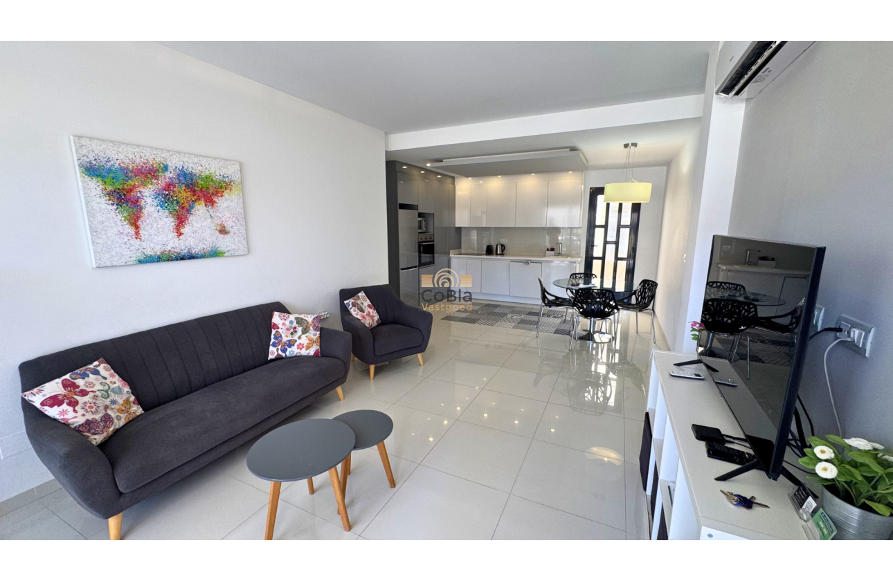 Herverkoop - Apartments - Mil Palmeras