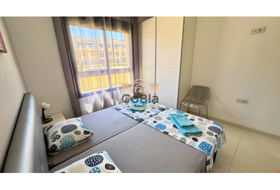 Herverkoop - Apartments - Mil Palmeras